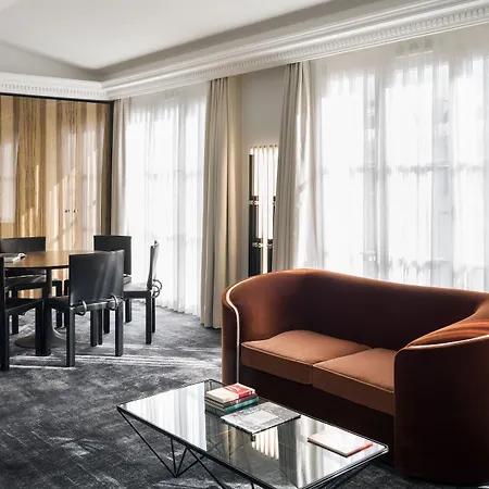 Les Bains Hotel 5*