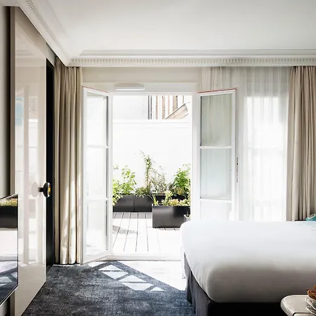 酒店 勒斯班斯巴黎酒店