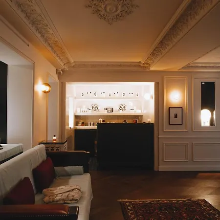 勒斯班斯巴黎酒店