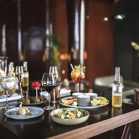 勒斯班斯巴黎酒店 5* 巴黎