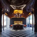 Les Bains Hotel