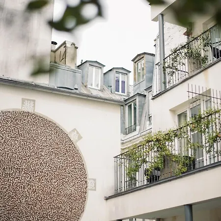 Les Bains 5*