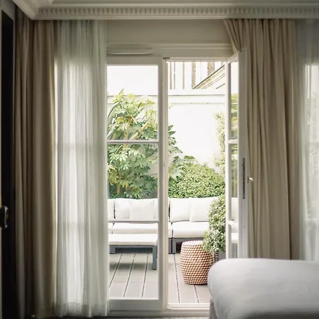 Les Bains Paris