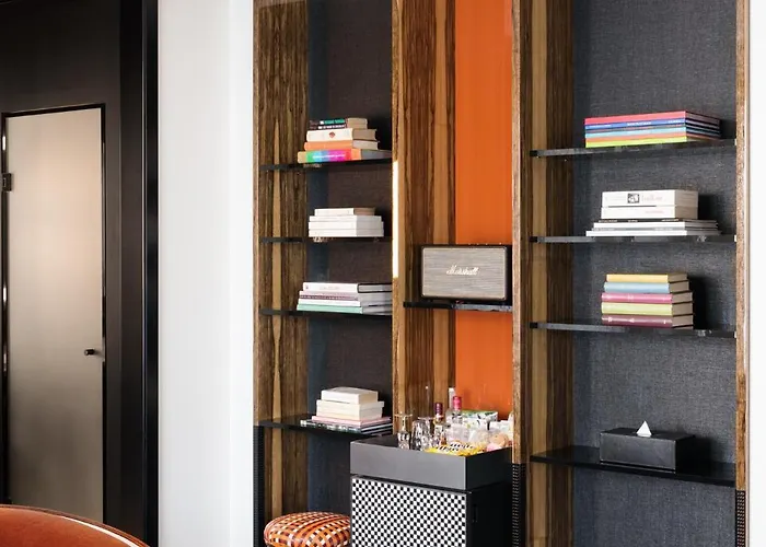 Les Bains Hotel Parigi