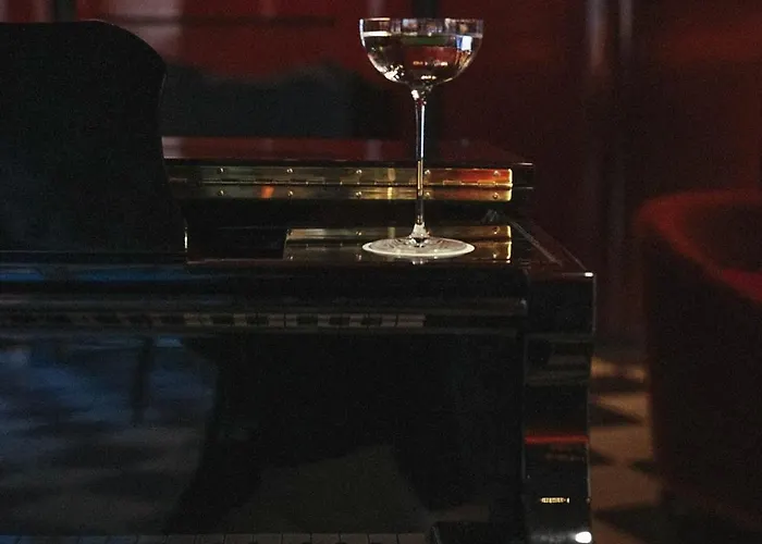 Les Bains מלון 5*