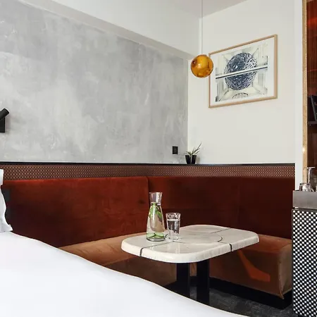 Отель Les Bains 5*