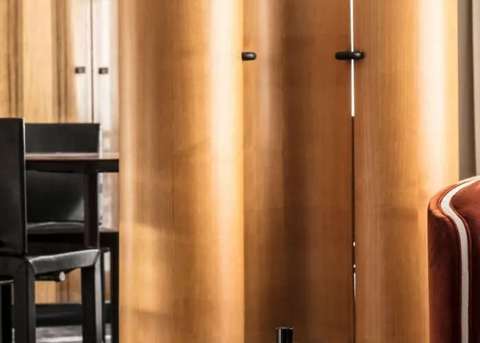 Отель Les Bains